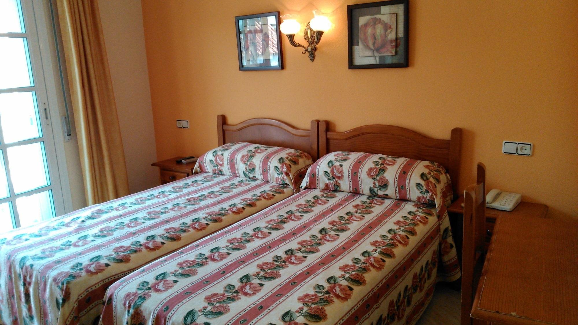 Hostal Italia Hotel Fuengirola Buitenkant foto