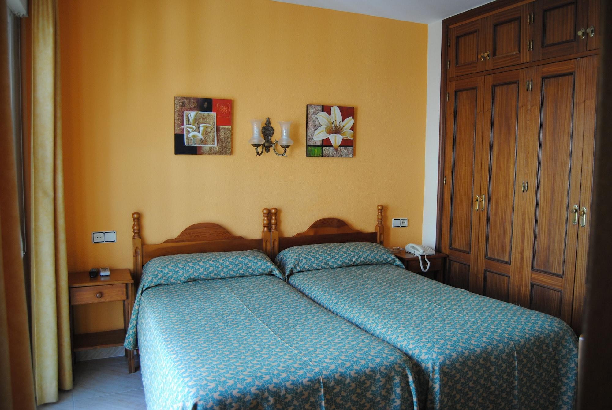 Hostal Italia Hotel Fuengirola Buitenkant foto