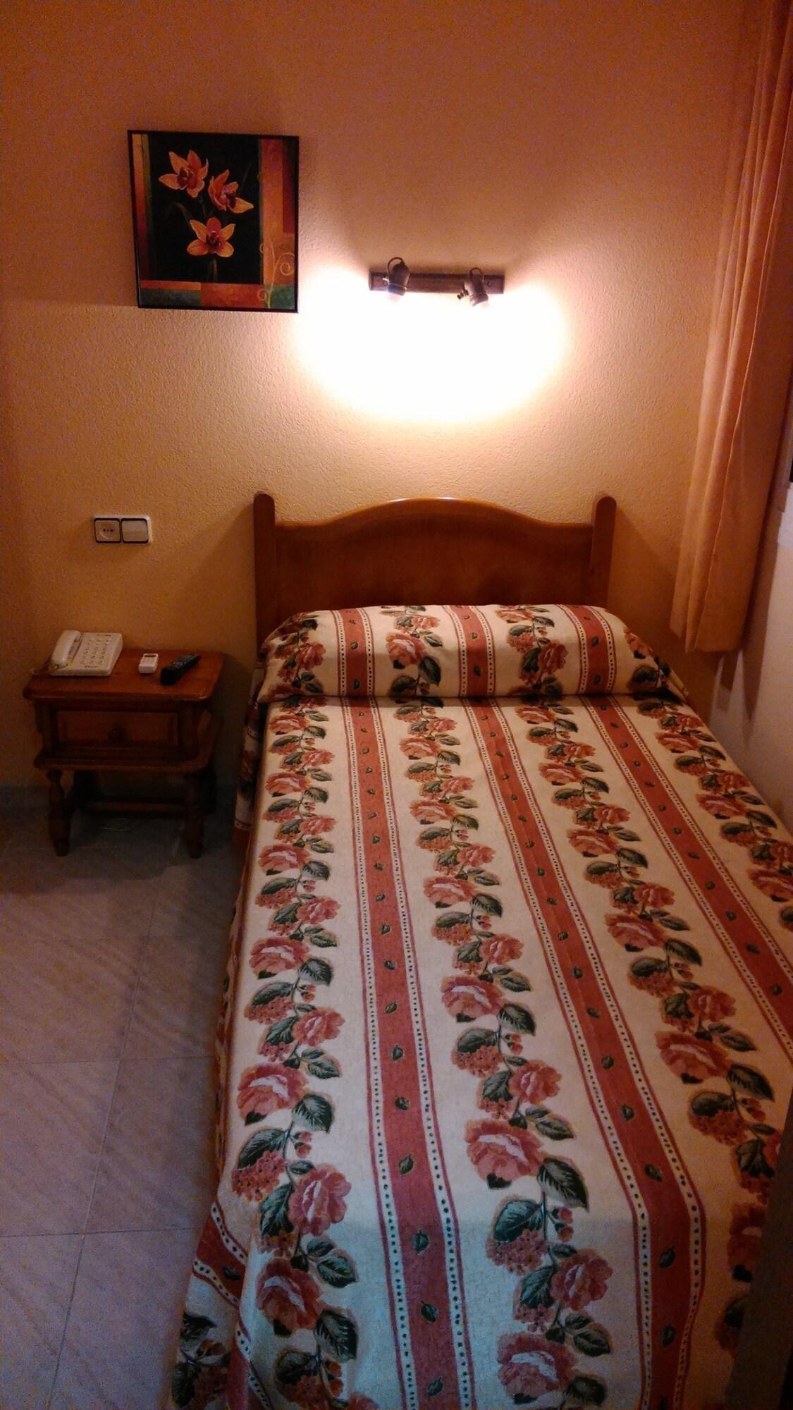 Hostal Italia Hotel Fuengirola Buitenkant foto