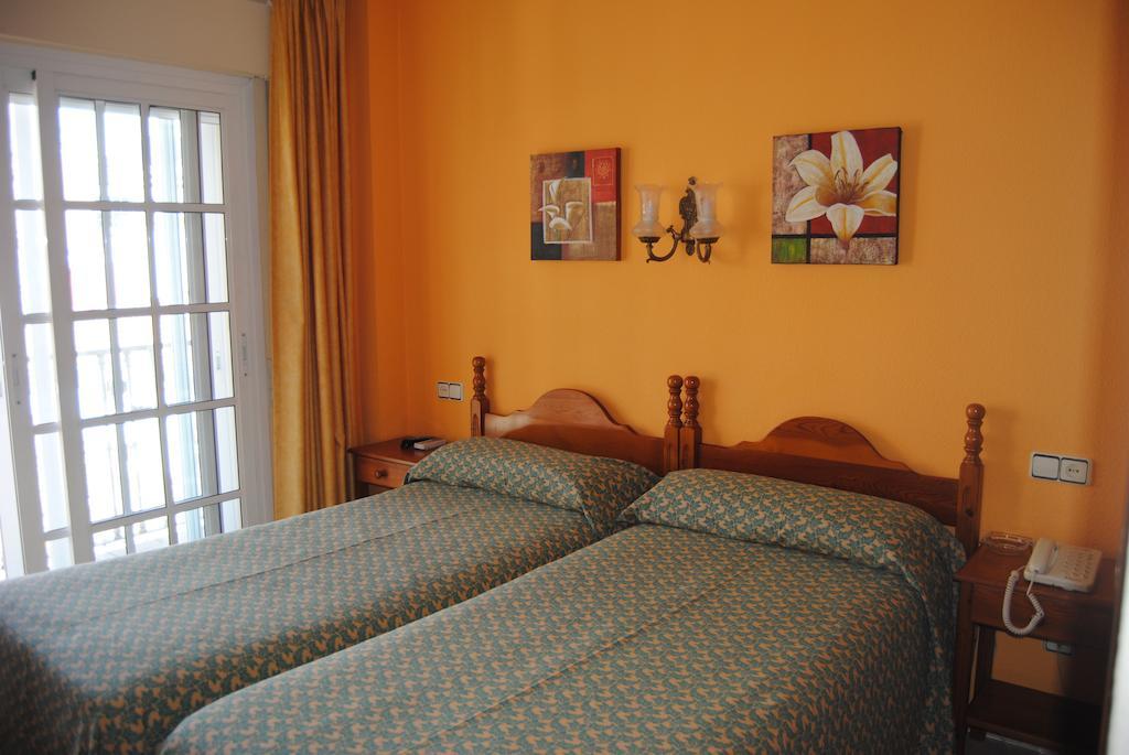 Hostal Italia Hotel Fuengirola Buitenkant foto